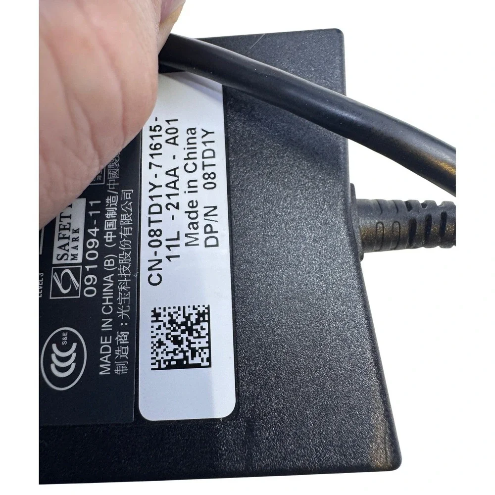 Dell 08TD1Y Laptop AC Adapter‎ Power Supply Charger 8TD1Y Black
